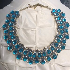 Costume teal diamond necklace. Gorgeous!!